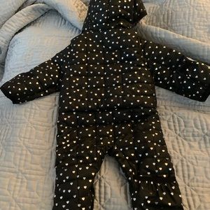 Appaman Girls heart snowsuit. NWT.